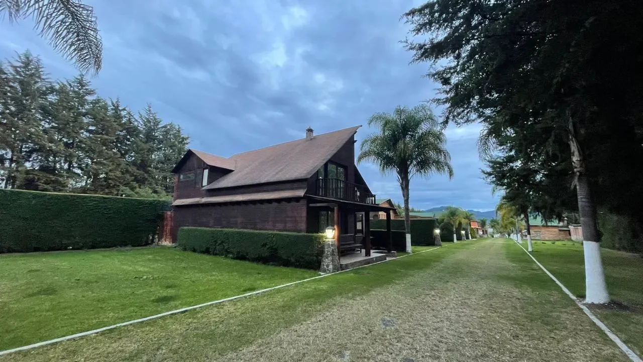 Cabaña Santiago Tzitipijo